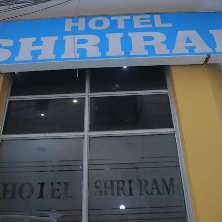 Hotel Shri Ram New Delhi Exteriör bild