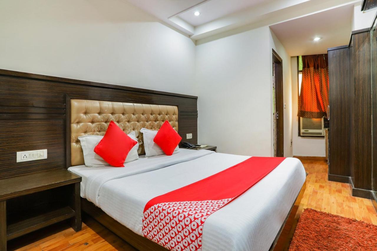 Hotel Shri Ram New Delhi Exteriör bild